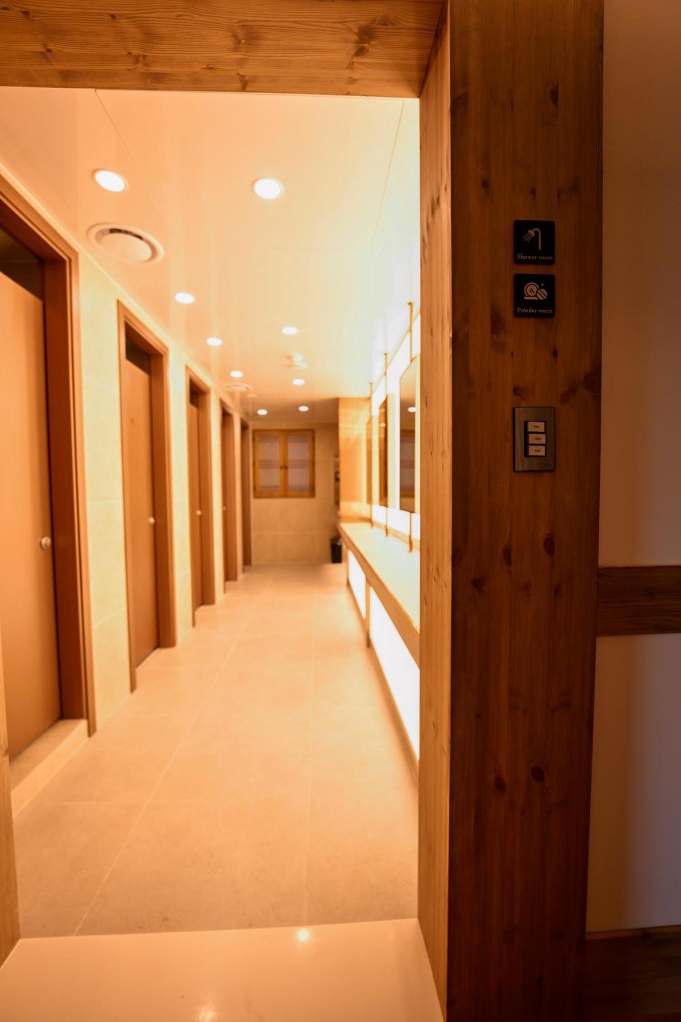 Hanok Hotel Daam Сеул Экстерьер фото