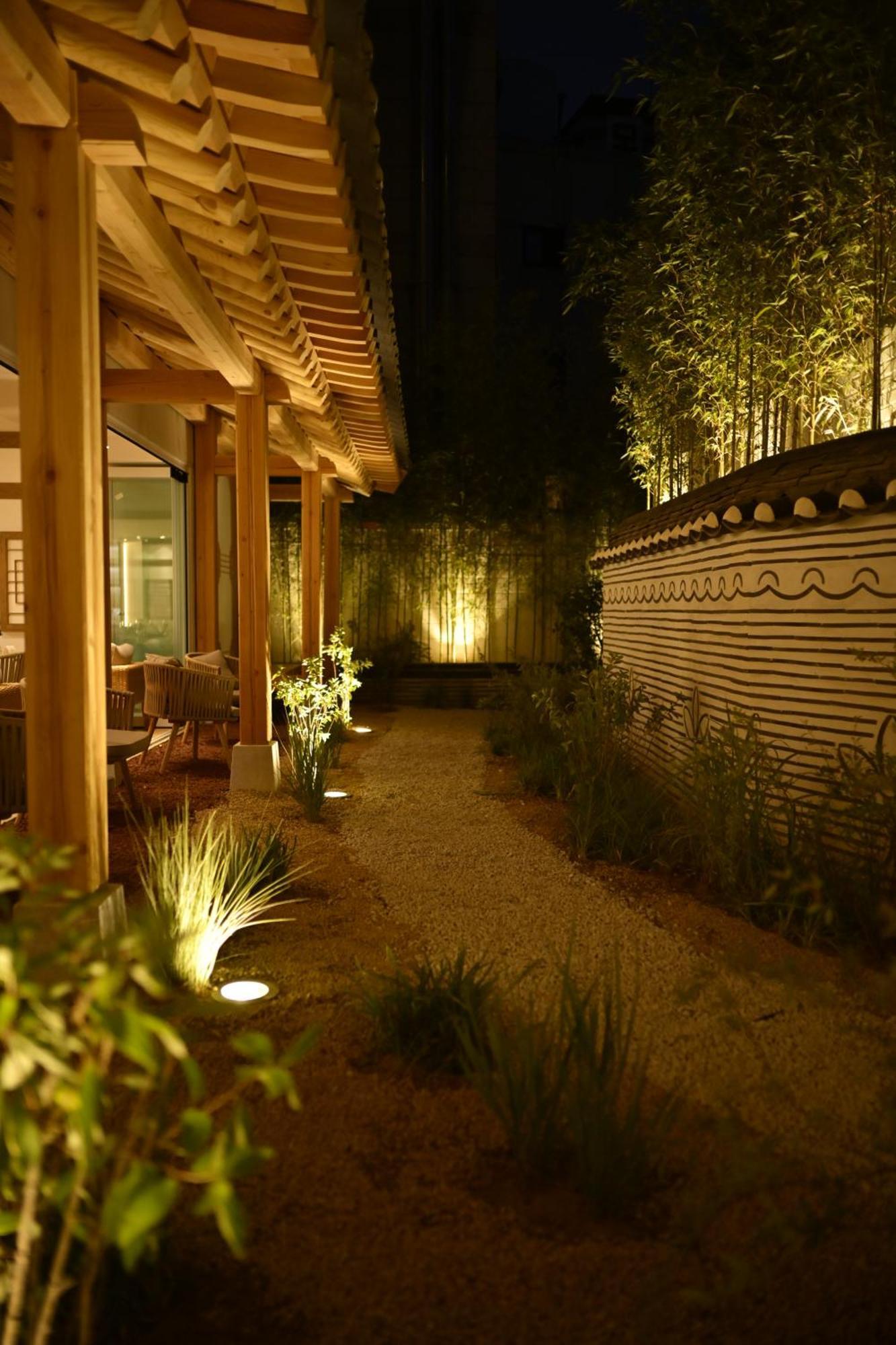 Hanok Hotel Daam Сеул Экстерьер фото
